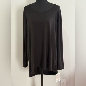 New LuLaRoe 2XL “Lynnae” Black Long Sleeve Women's Top 091
